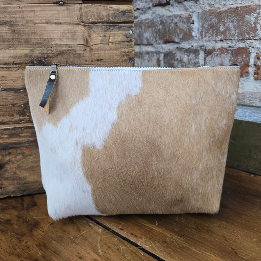 Cowhide Travel Makeup Bag (Dark Chocolate Crackle)