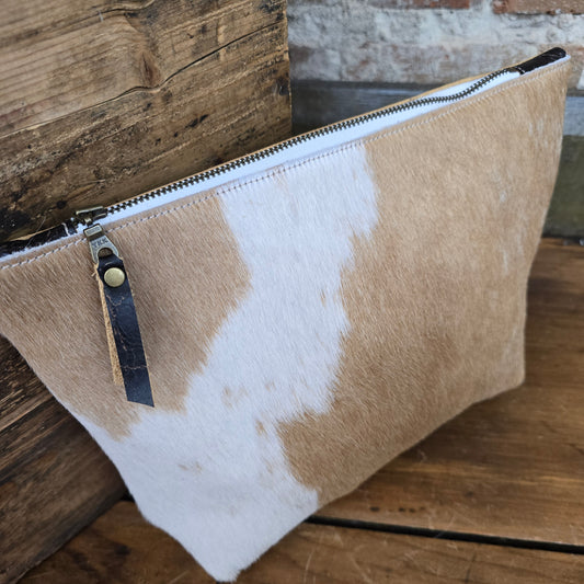 Cowhide Travel Makeup Bag (Dark Chocolate Crackle)