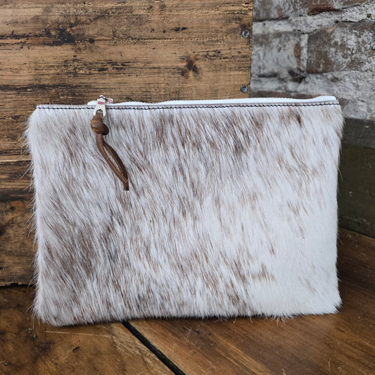 Medium Cowhide Catchall (Chestnut)