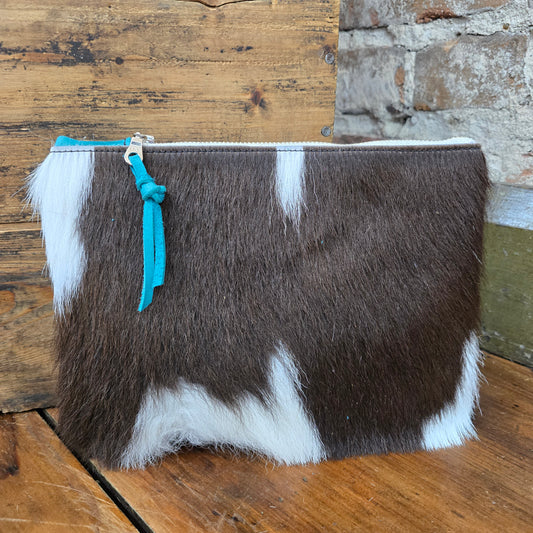 Medium Cowhide Catchall (Island Blue)