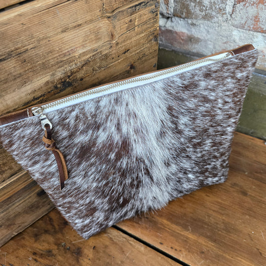 Cowhide Travel Makeup Bag (Chestnut)