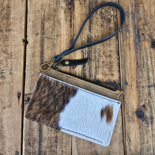 Cowhide Modesto Clutch (Rare Finds Brown)