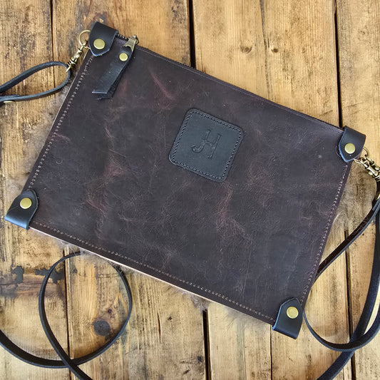 Uptown Clutch - Bison (Rustic Latigo)