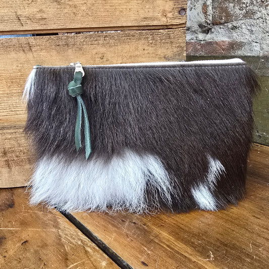 Small Cowhide Catchall (Olive)