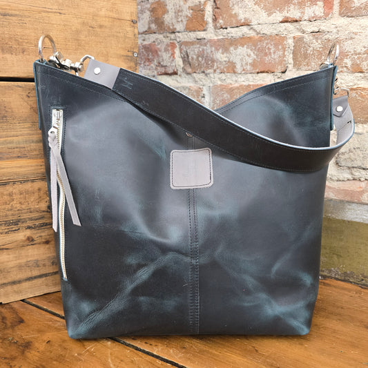 Outrider (Dark Teal) JH08597