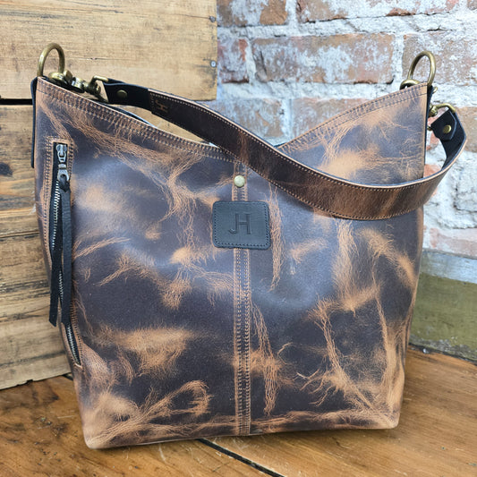 Goat Outrider (Caramel/Black) JH08596