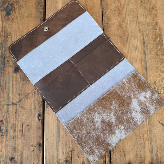 Cowhide Trifold Wallet (Rare Finds Brown)