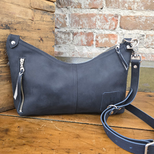 Cowhide Tapadero (Rare Finds Navy) JH09262