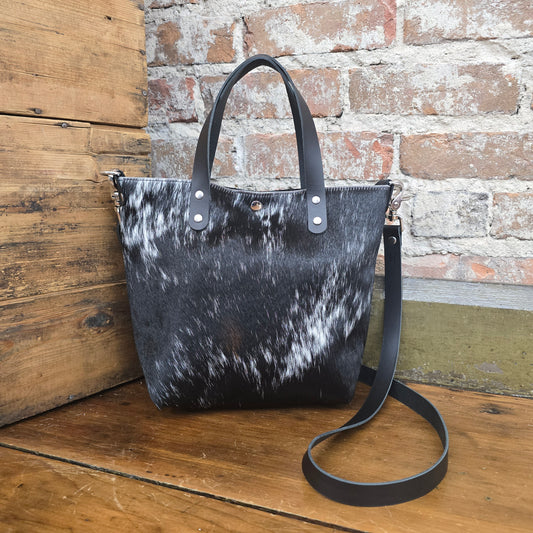 Shorty Tote (Black) JH09539