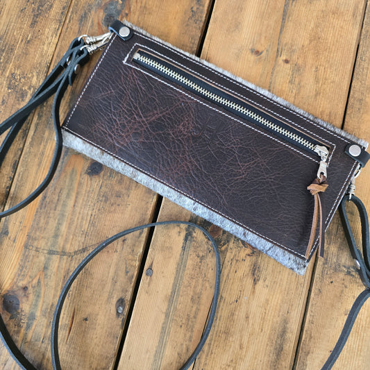 Carly Clutch (Chestnut)