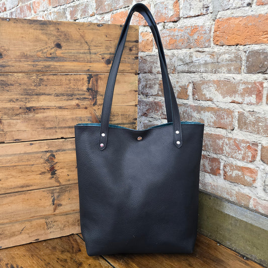 The Market Tote - Black