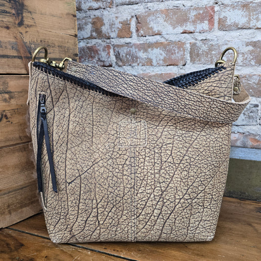 Bison Outrider (Bison Tan) JH09229