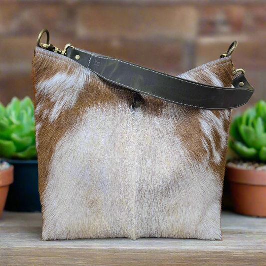 Goat Hide Outrider (Rare Finds Olive) JH09176