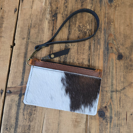Cowhide Modesto Clutch (Rare Finds Brown)