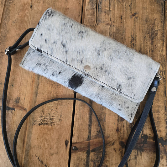 Carly Clutch (Black)