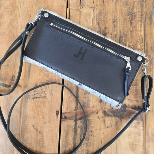 Carly Clutch (Black)