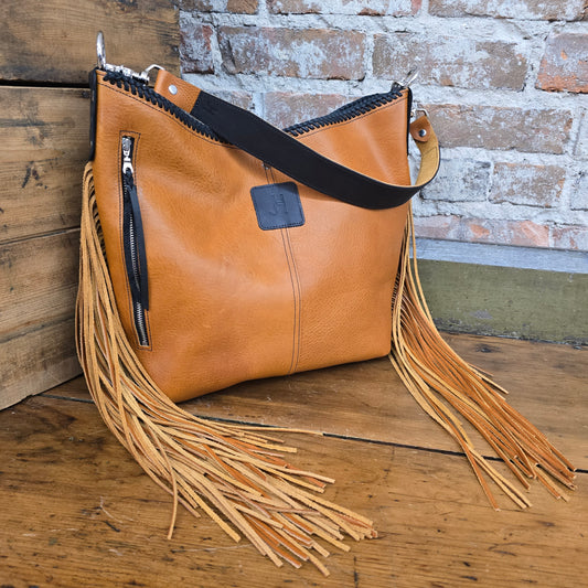 Outrider (Tuscany/Black) JH09968