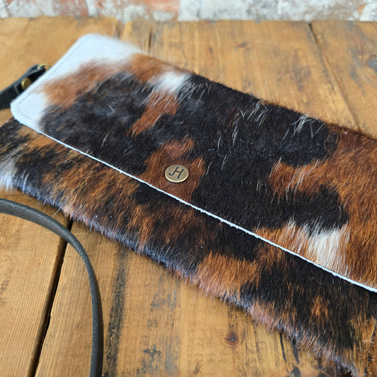Carly Clutch (Rustic Brown)