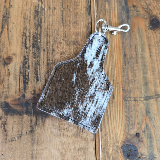 Ear Tag Charm (Chestnut)