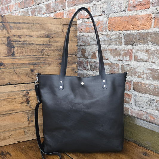 The Tote (Black) JH09912