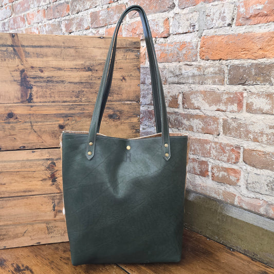 The Market Tote - Axis JH09204 (Olive)
