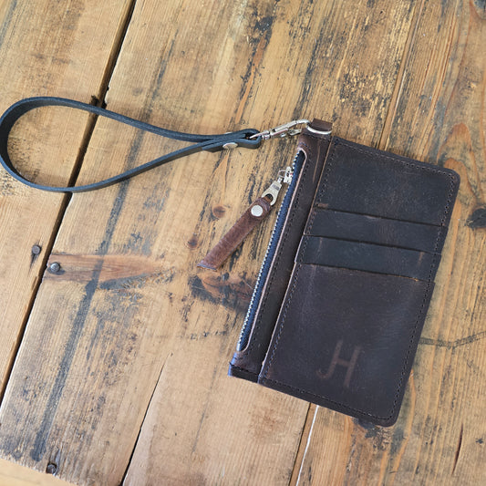 Cowhide Modesto Clutch (Chestnut)