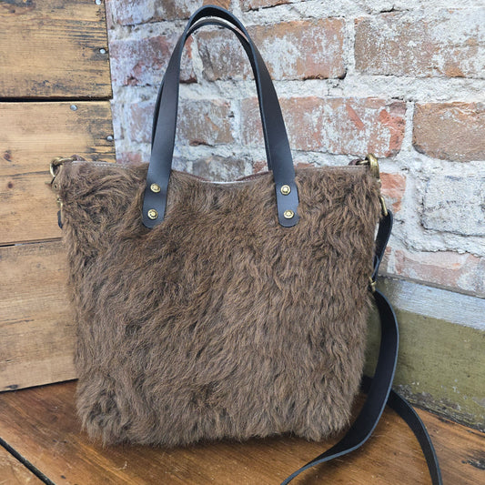 Shorty Tote with Bison (Brown Bison) JH09787