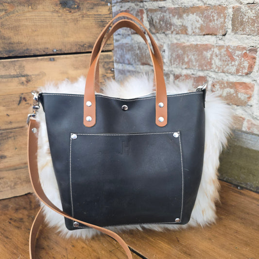 Shorty Tote with Sheep (Dark Olive) JH09415