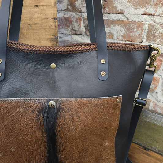 The Tote (Black/Chestnut) JH08830