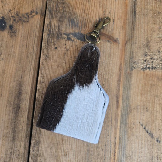 Ear Tag Charm (RF Brown)