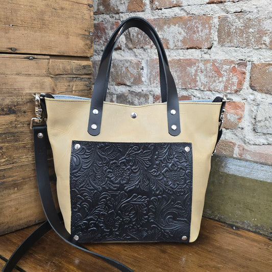 Shorty Tote (Sand/Embossed Black) JH09029