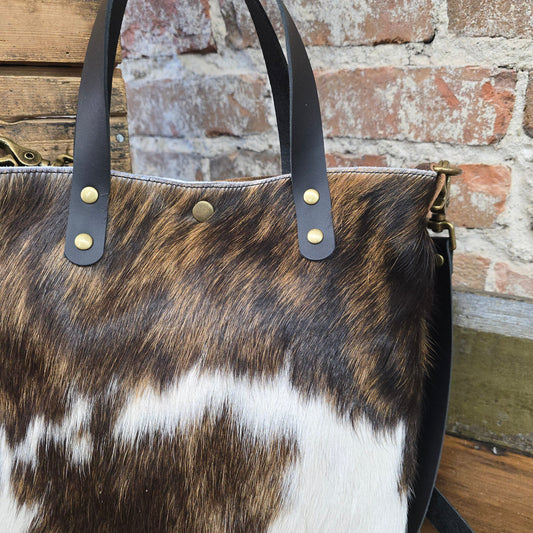 Shorty Tote (Rustic Brown) JH09776