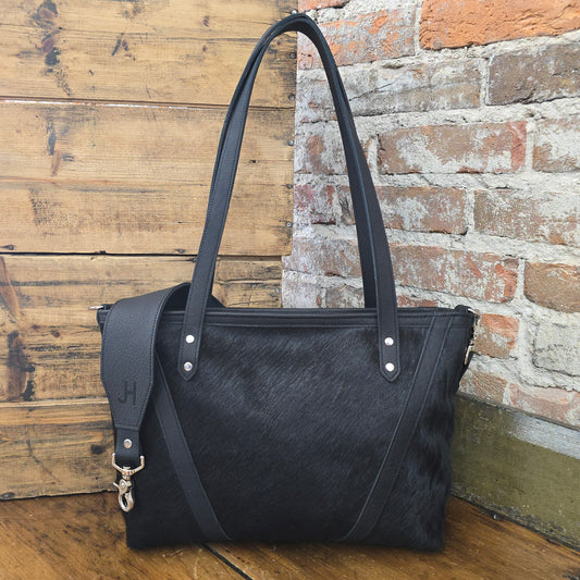 The Daisy (Black) JH09645