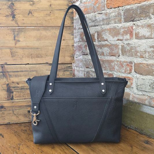 The Daisy (Black) JH09645