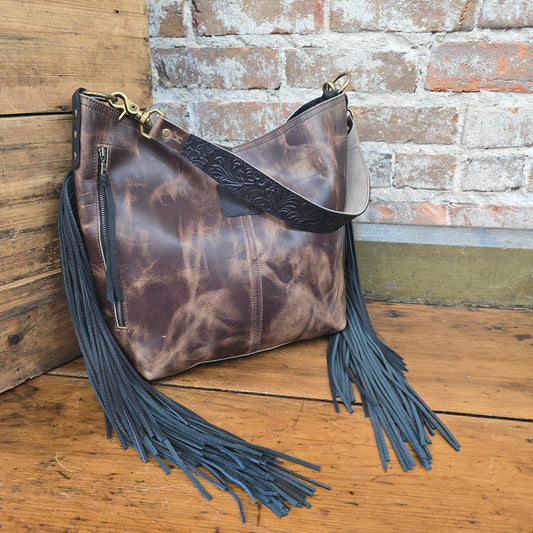 Outrider (Black/Walnut) JH09658