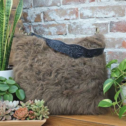 Bison Outrider (Chestnut/Black) #10111