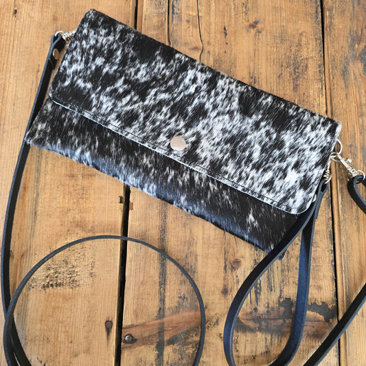 Carly Clutch (Rare Finds Dijon)