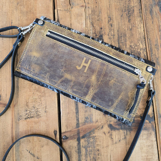 Carly Clutch (Rare Finds Dijon)