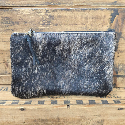 Small Cowhide Catchall (Sand)