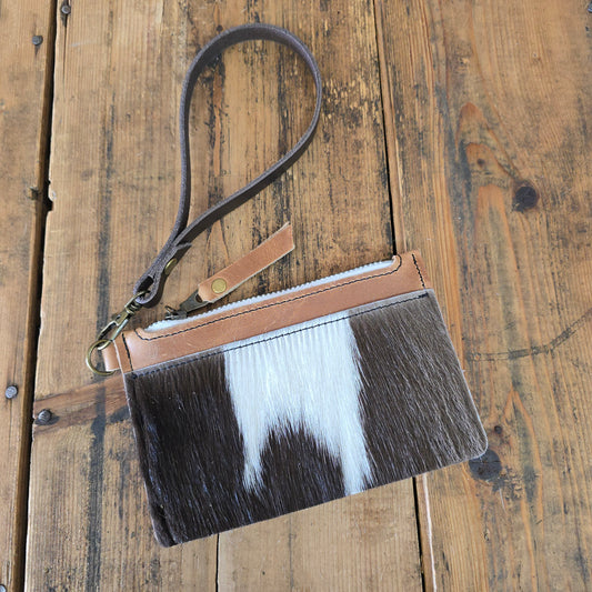 Cowhide Modesto Clutch (Amaretto)