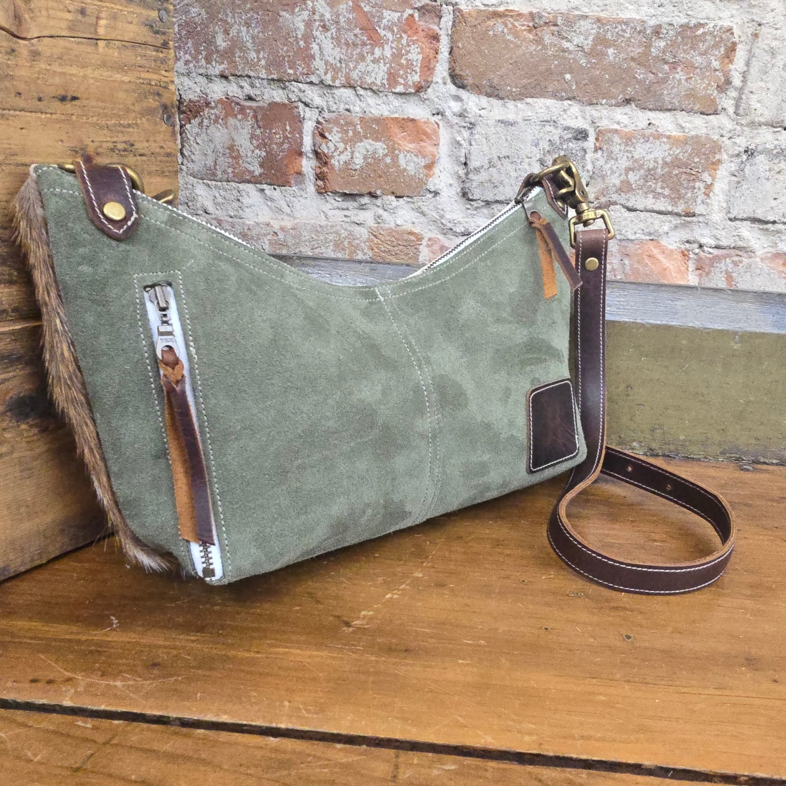 Axis Tapadero (Olive Suede) #11350