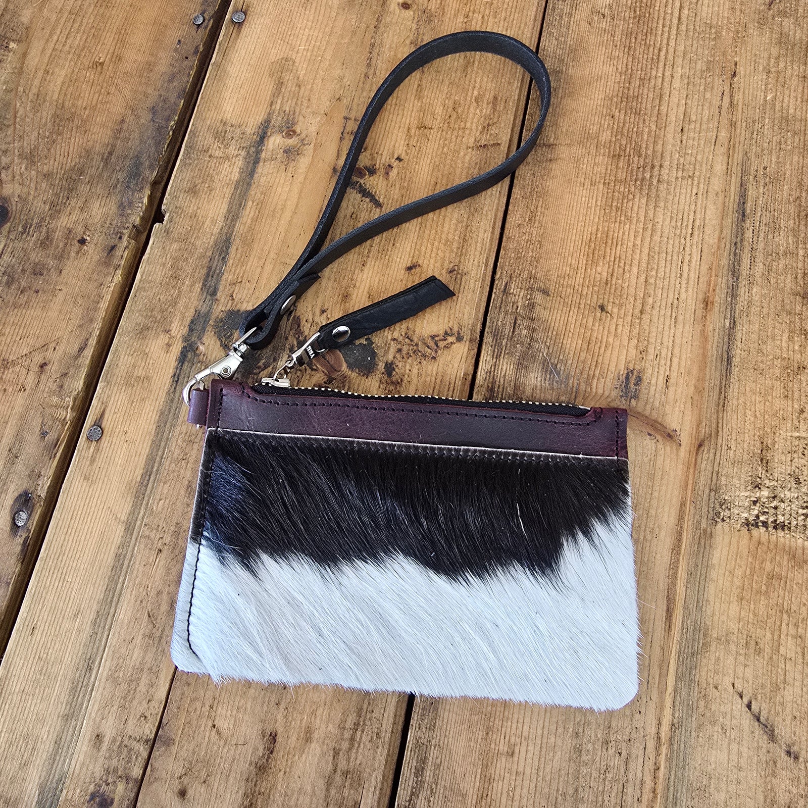 Cowhide Modesto Clutch (Merlot)