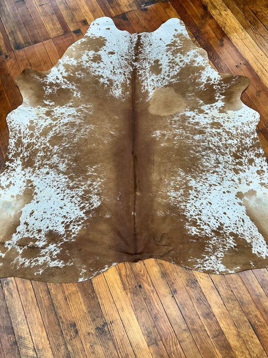 Cowhide Rug - 10A Red & White