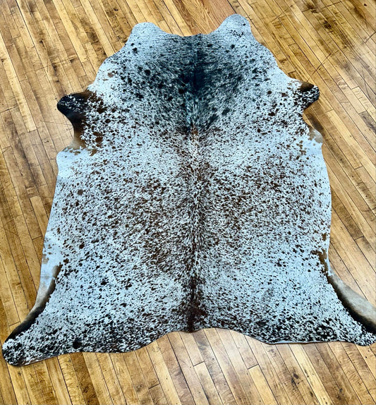 Cowhide Rug - 3D Black and Brown Ombre