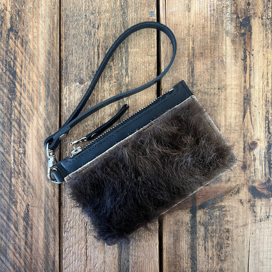 Bison Modesto Clutch (Black)