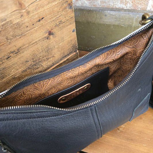 Axis Tapadero (Black) 11399 - Jill's Homestead