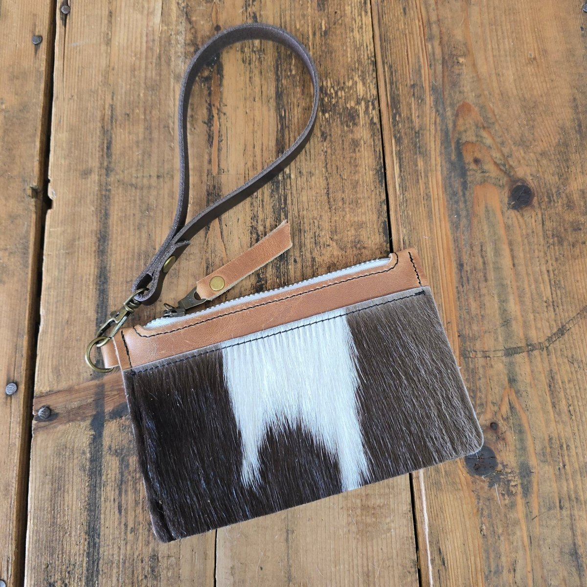 Cowhide Modesto Clutch (Amaretto) - Jill's Homestead