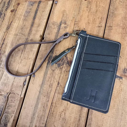 Cowhide Modesto Clutch (Moss)