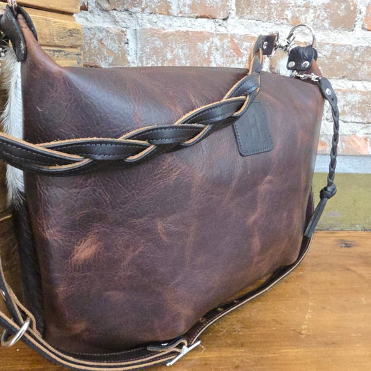 Livingston (Chestnut/Black) 11102 - Jill's Homestead