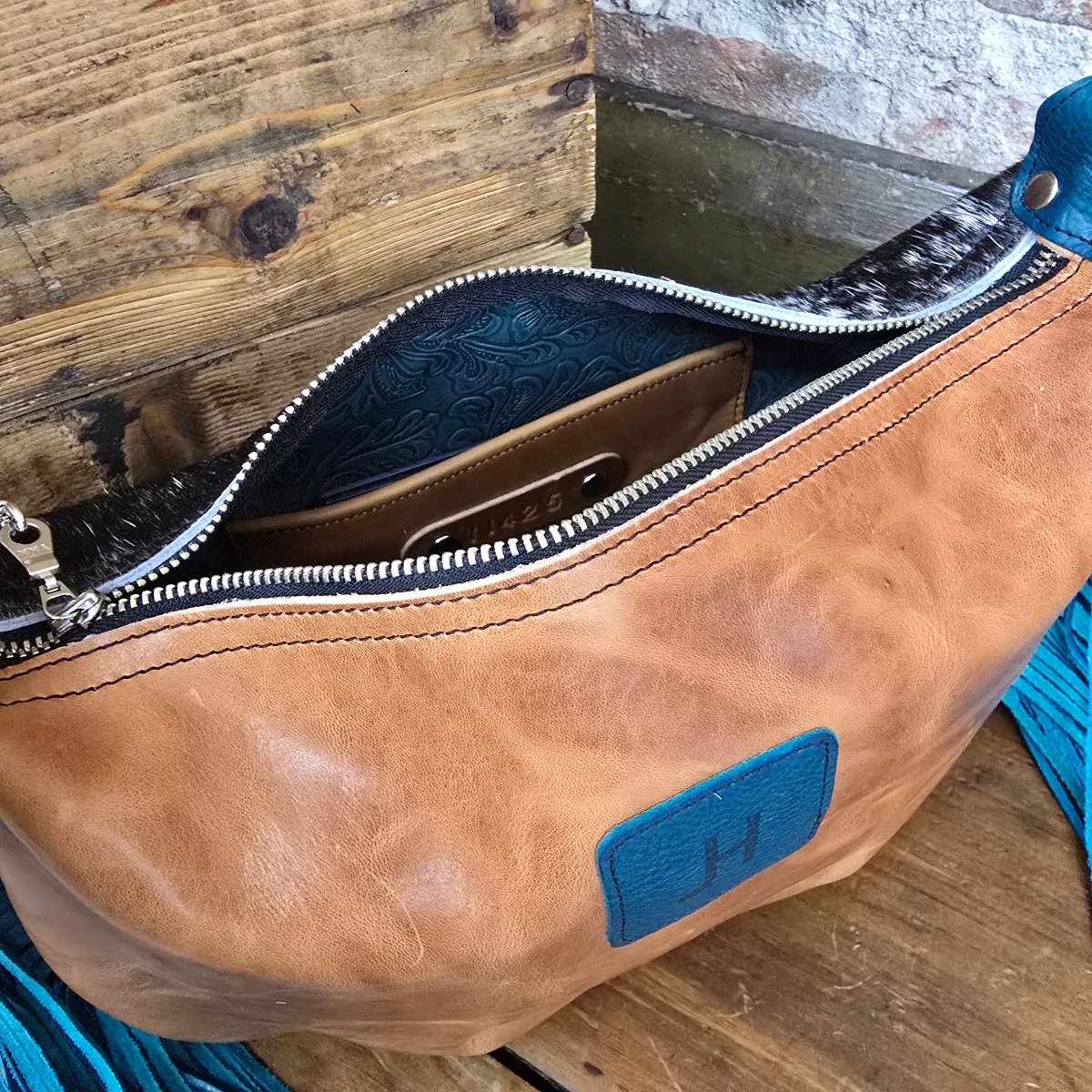 Livingston Mini (Turquoise/Amaretto) 11488 - Jill's Homestead